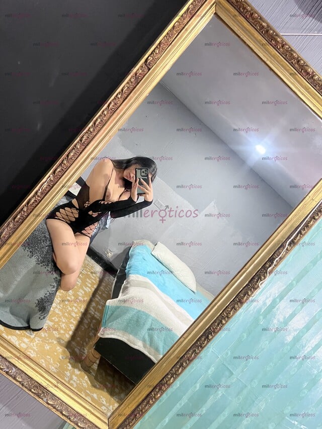FOTOS DE SOFÍA APRETADITA PETIT SEXY RICA CON LUGAR AL NORTE