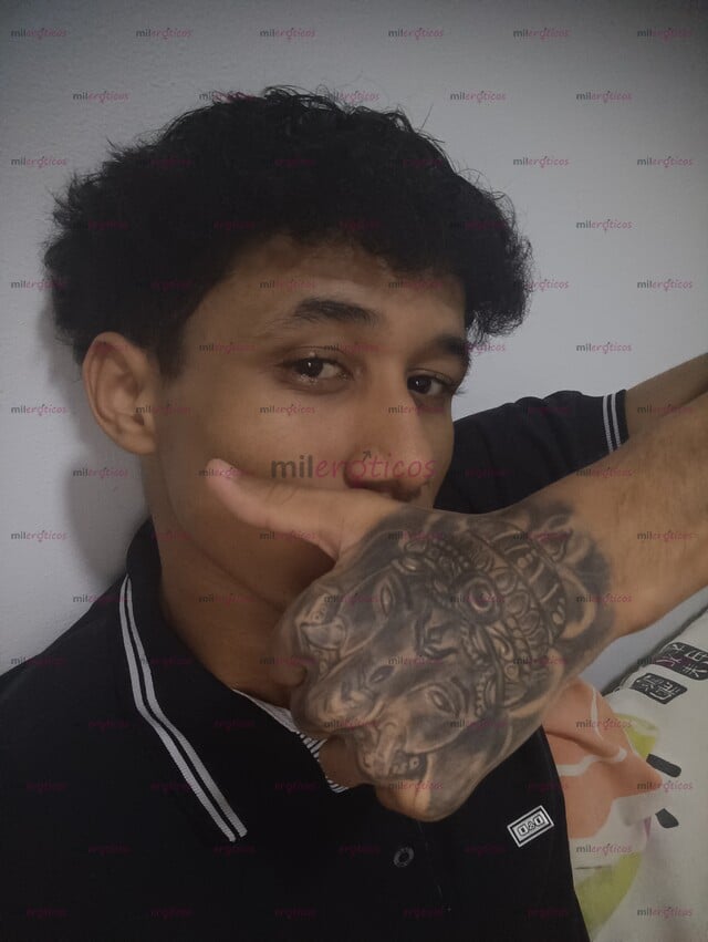 FOTOS DE RICO FLAQUITO CON RICA VERGA HABLAME Y LA PASAMOS SUPER RICO