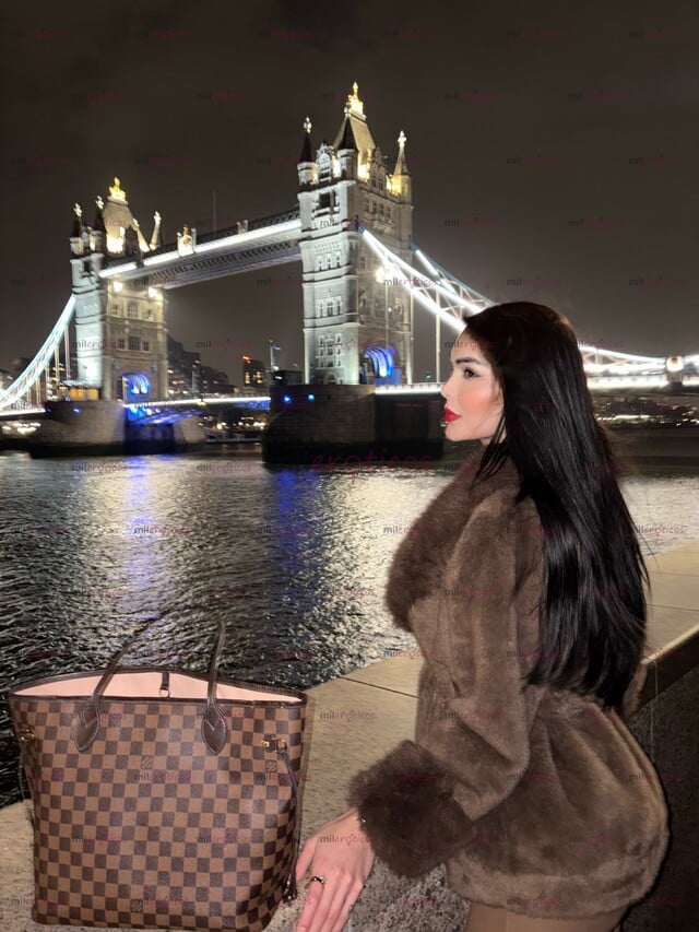 FOTOS DE EL MEJOR ROSTRO DEL PAIS,FEMENIDAD,SOY CALIENTE Y CON CLASE