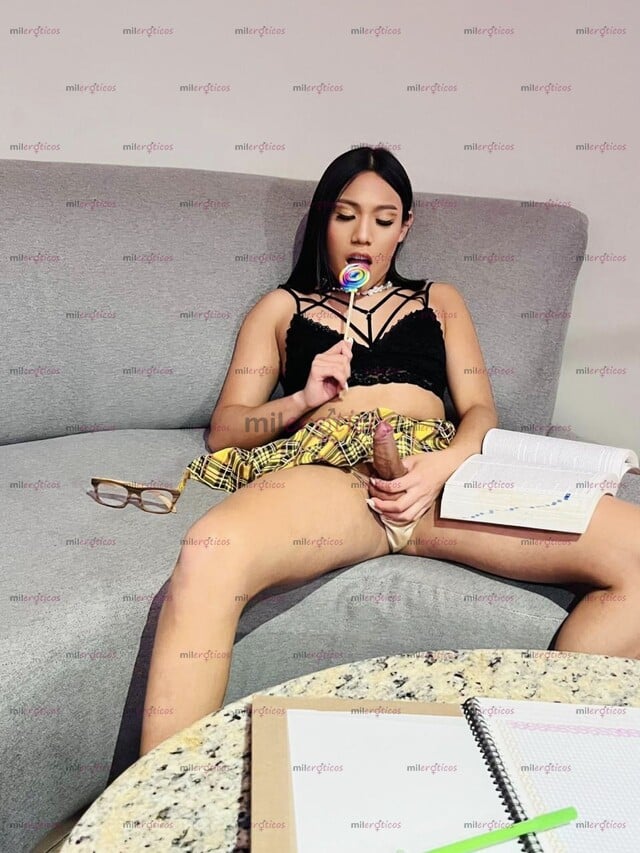 FOTOS DE SKINYY DOLL LUXURY LISTO PARA SACARNOS LECHE ?