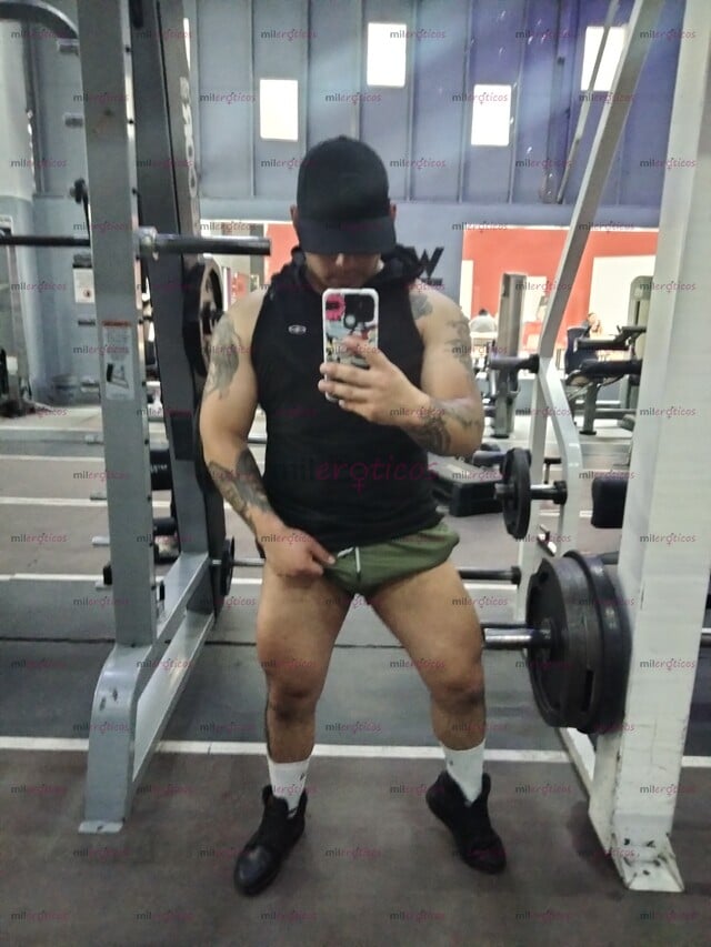 FOTOS DE CHICO DE 30 AÑOS EN BUSCA DE SEÑORITAS MADURAS QUE PAGUEN BIEN POR PASAR UN RATO