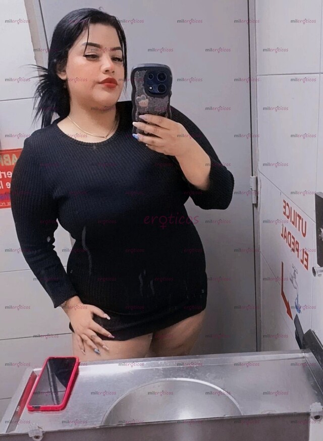 FOTOS DE ARDIENTE GORDITA Y TETONA!!! DEJAME CONSENTIRTE Y CHUPARTELA TODA