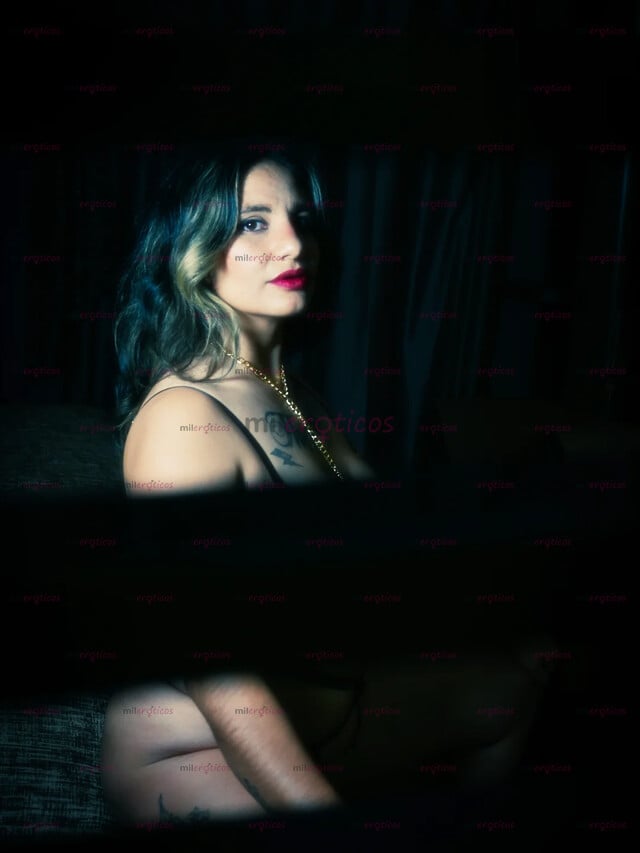 FOTOS DE SEXY GÓTICA CULONA. MÁS QUE UN ENCUENTRO UNA BUENA COMPAÑÍA