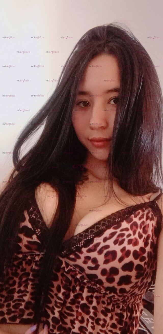 FOTOS DE LINDA Y APASIONADA FLACA DISPUESTA A DARTE MUCHO PLACER