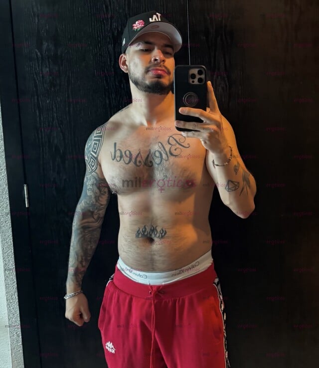 FOTOS DE ACTIVO CALIENTE MUY DISCRETO 20 CMS CHACAL TATUADO Y MUY MORBOSO