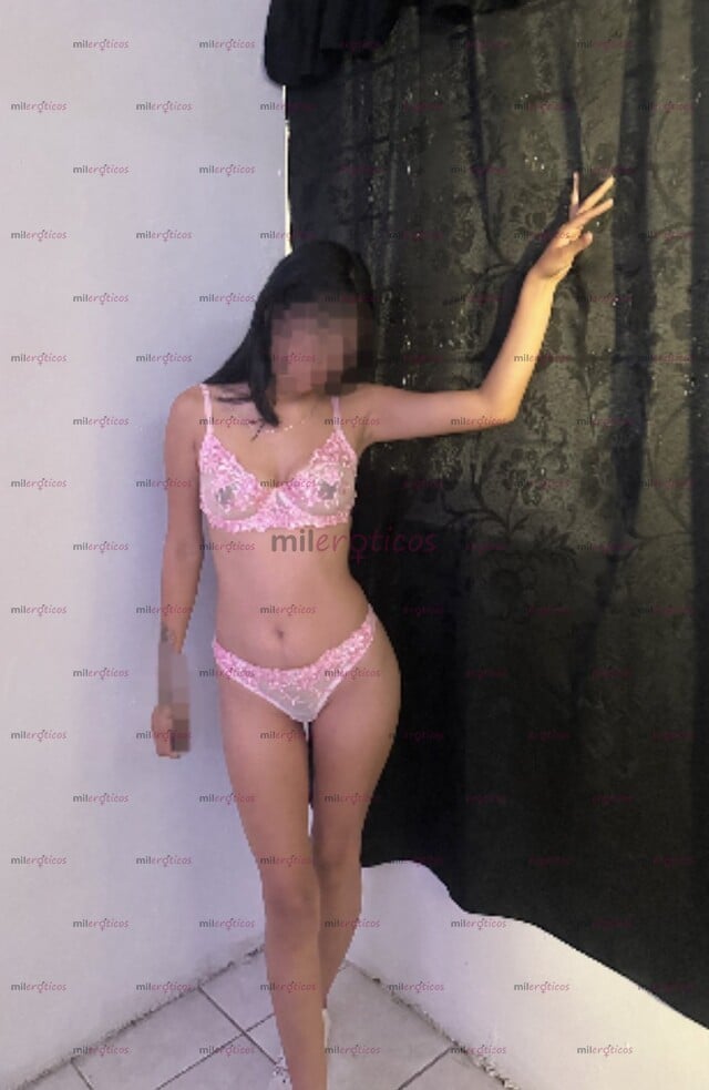 FOTOS DE VALENTINA PETTITE HERMOSA CHIQUITITA Y COMPLACIENTE