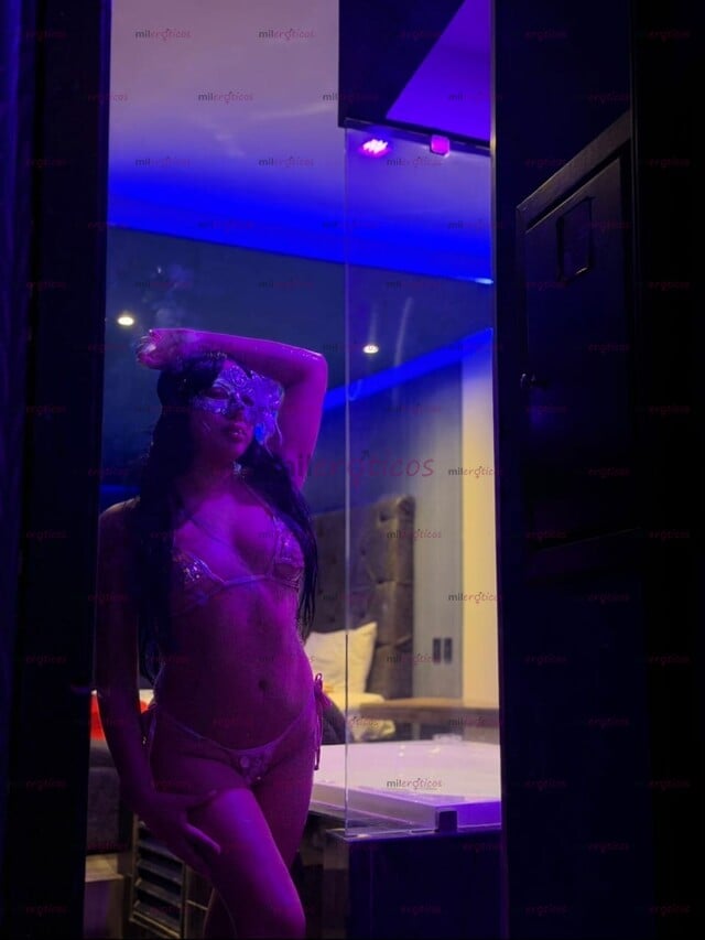 FOTOS DE JENNIE, CON GANAS DE QUE ME DES SÚPER DURO AMOR