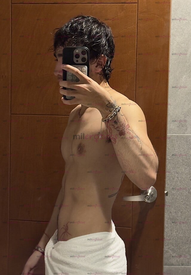 FOTOS DE POCOS DÍAS, BABY COLOMBIANO DISPUESTO A COMPLACERTE, MORBOSO VIP.