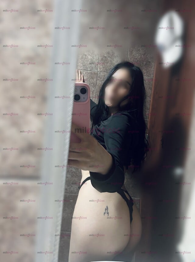 FOTOS DE SOY UNA PELINEGRA FLAQUITA ,SERÉ TU PUTA FAVORITA CHICA REAL