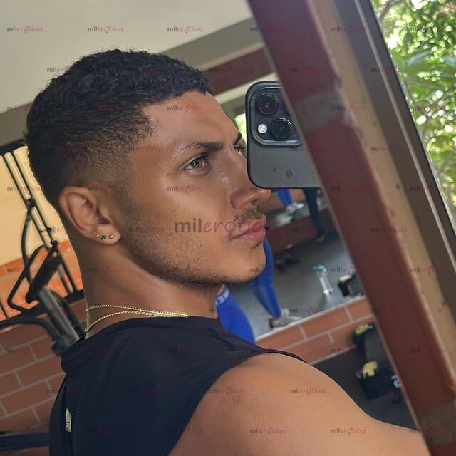 FOTOS DE CHICO COLOMBIANO VERGON XL CACHONDO VISITANDO