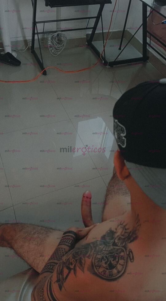 FOTOS DE JOVEN VERGON ACTIVO DOMINANTE LECHERO! ÚLTIMO DÍA! PURA PULPA PARA TU BOCA !....