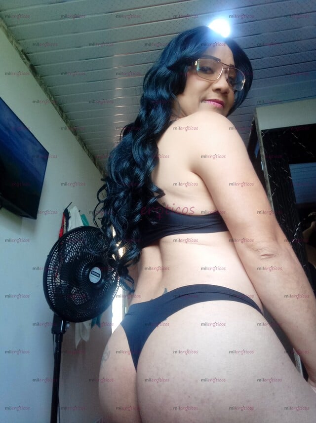 FOTOS DE MAMADA PROFUNDA LECHE EN BOCA BESO NEGRO SEXO AL TOPE,SUPER DESCOMPLICADA...