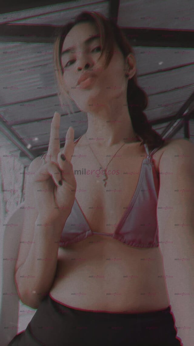 FOTOS DE MIS AMORES, LLEGÓ TU FLACA ESTRECHITA, DISPUESTA A CUMPLIR TUS FANTASIAS