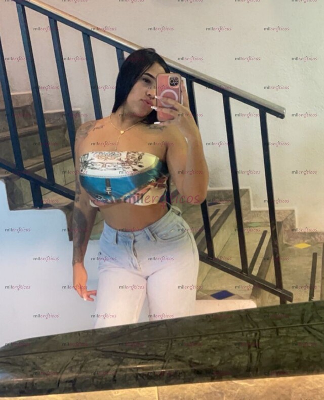 FOTOS DE MIS AMORES SOY PERLA UNA RICA Y SEXY MORENA DISPONIBLE PARA TI SOLO VIRTUAL