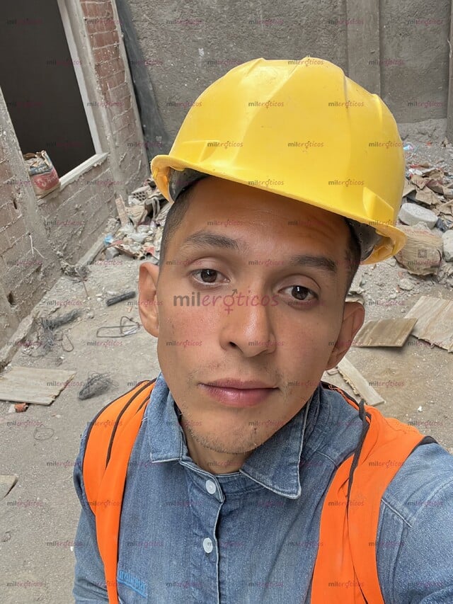 FOTOS DE OBRERO EN LA MAÑANA Y ESCORT EN LAS TARDES