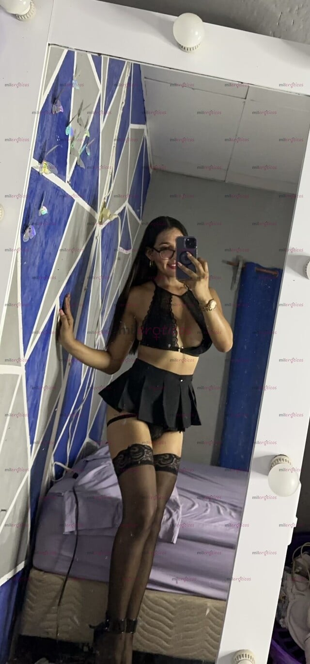 FOTOS DE NIÑA TRANS MILF TETONA, MIRA COMO ME MASTURBO Y TE HAGO VENIR, NUEVA EN EL PORTA