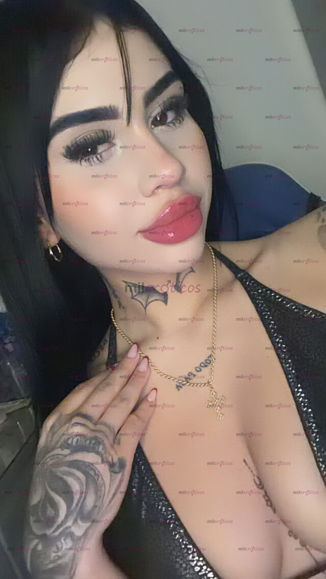FOTOS DE ANGIE TÚ BLANQUITA TATUADA LINDA CON CARA ANGELICAL