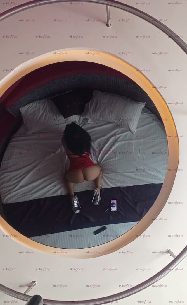 FOTOS DE VAMOS A PASARLA RICO CON ESTE BOMBÓN CHICA 100%REAL