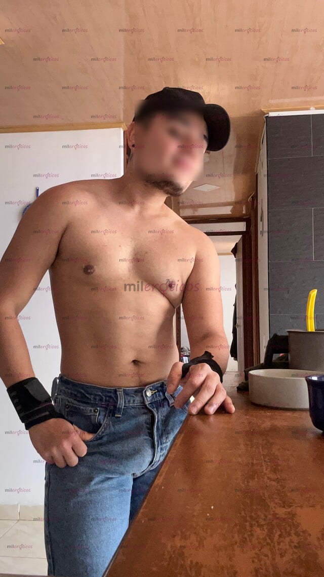 FOTOS DE JOVEN EXTRANJERO CULON, EXPERIENCIA LIMPIA Y DIFERENTE.