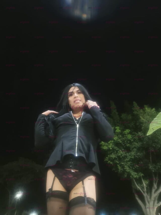 FOTOS DE TRASVESTI DE CLOSET MUY PUTA Y MAMADORA, ME ENCANTA ME CHORRIEN DE LECHE