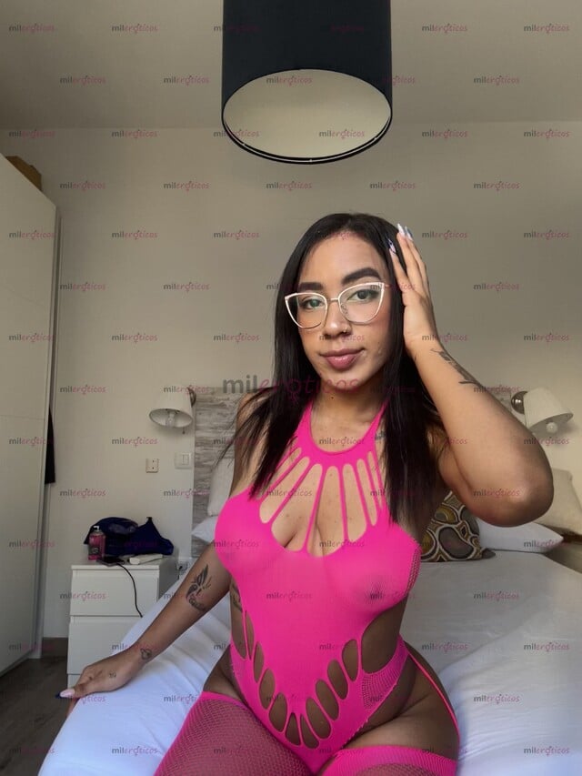 FOTOS DE HOLA AMORES SOY CAMILA LINDA MORENITA NUEVA EN TU CUIDAD