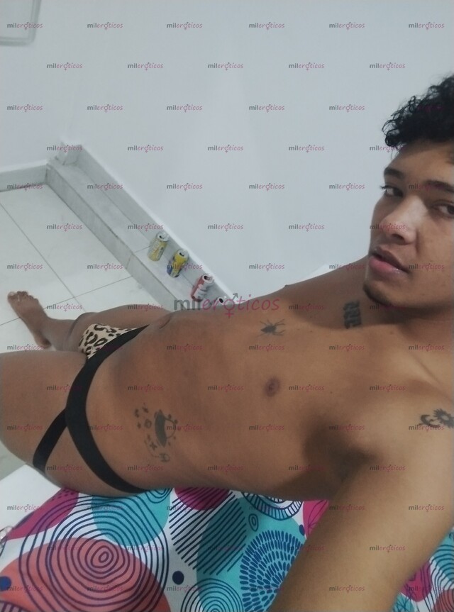 FOTOS DE JOVEN VENEZOLANO CON BUEN CULO Y BUENA VERGA DISPONIBLE EN TU CIUDAD
