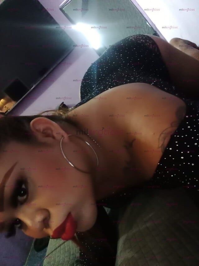 FOTOS DE HOLA QUÉ TAL SOY ALEXANDRA UNA CHICA TRANS DISPONIBLE PARA TUS FANTASÍAS SEXUALE