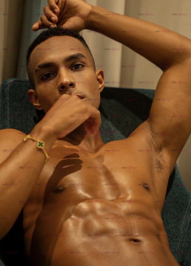 FOTOS DE COSTEÑO COLOMBIANO DE PASO POR TU CIUDAD, ESCRÍBEME MORENO LATINO TWINT