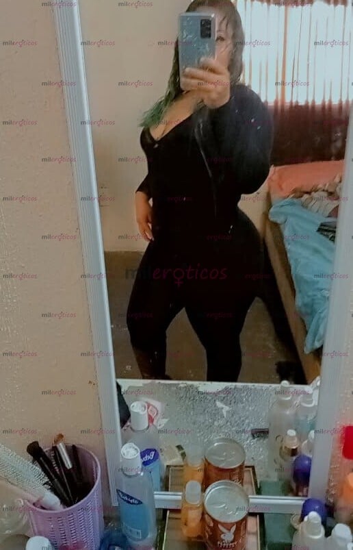FOTOS DE CHICA CURVY CADERONA DE POMPIS Y PIERNAS GRANDES CARIÑOSA Y MUY COMPLACIENTE