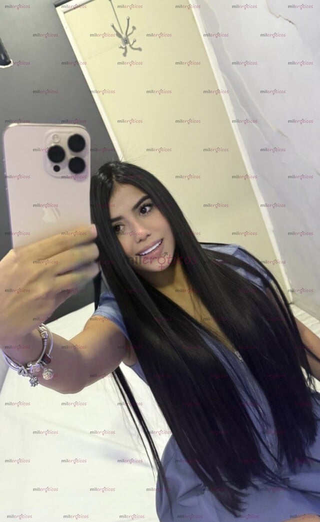 FOTOS DE HOLA AMOR SOY DANIELA TENGO 20 AÑOS Y ESTOY DE PASO