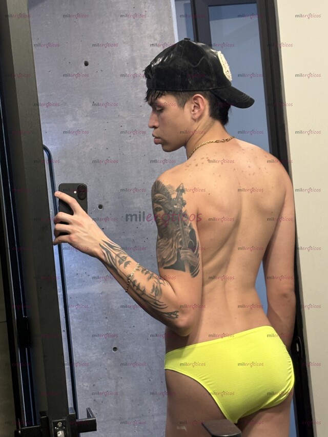 FOTOS DE SEXY CHICO VARONIL CON 22CM VERSÁTIL CON GANAS DE COMPLACERTE 24HRS