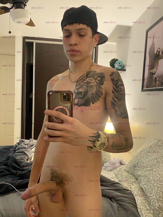 FOTOS DE SEXY CHICO VARONIL CON 22CM VERSÁTIL CON GANAS DE COMPLACERTE 24HRS