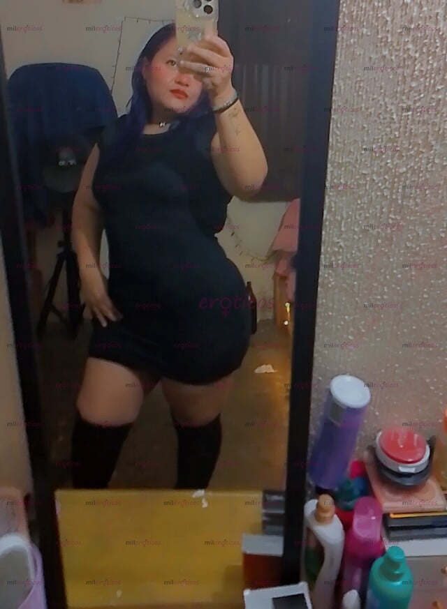 FOTOS DE CHICA CURVY CADERONA DE POMPIS Y PIERNAS GRANDES CARIÑOSA Y MUY COMPLACIENTE