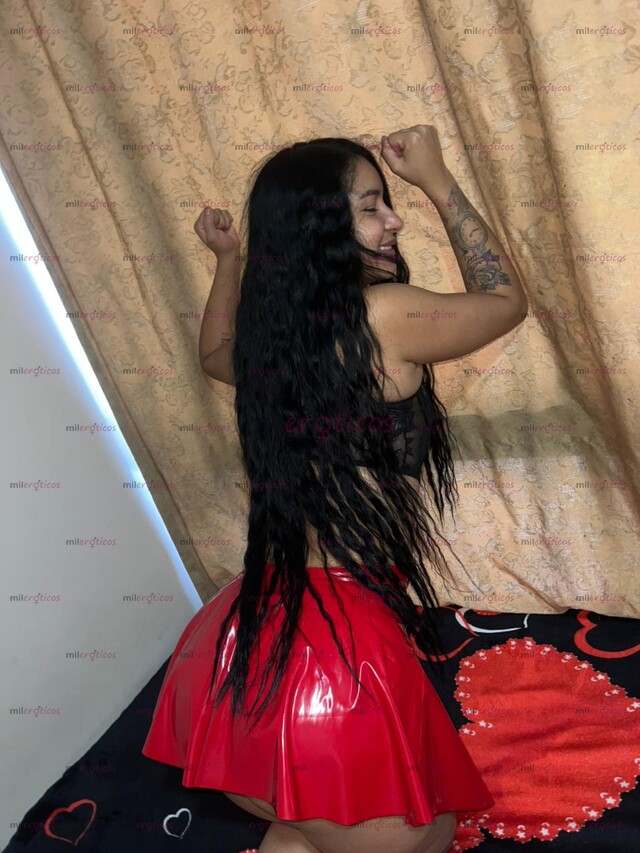 FOTOS DE HERMOSA VENEZOLANA CULONA DE CABELLO NEGRO Y PIEL BLANCA