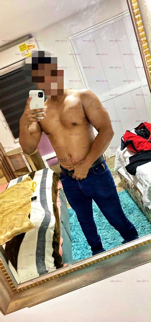 FOTOS DE SINGLE MORENO PARA PAREJAS CUCKOLD, JÓVENES Y MADURAS, GRABACIONES Y CLUBES.