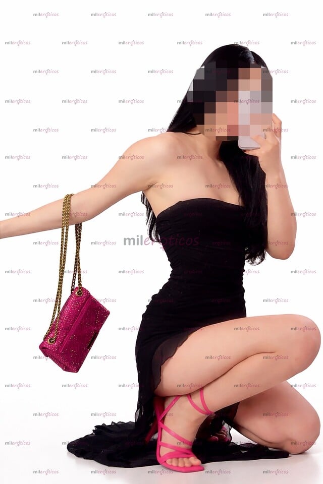 FOTOS DE ACOMPAÑANTE VIP, ESTUDIANTE, FEMENINA, 20 AÑOS