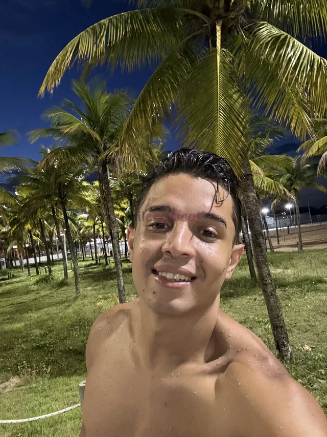 Ultimos dias na cidadeatendimento discreto exclusivo e personalizado para quem busca mais do que o basico aqui e conexao intensidade e presenca de ver...
