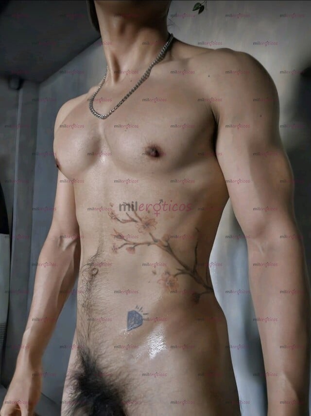 FOTOS DE JOVEN ATLÉTICO DISPONIBLE PARA SATISFACERTE, MUJERES, HOMBRES, PAREJAS.