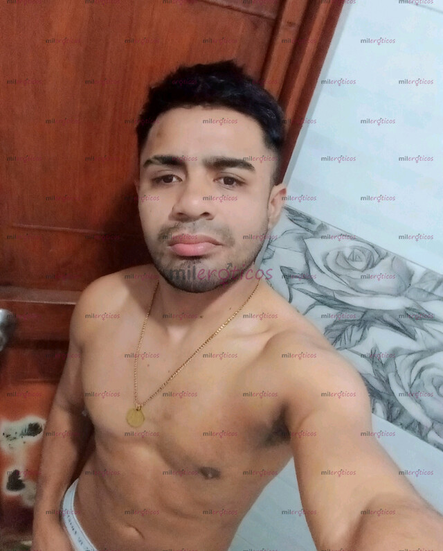 FOTOS DE ME CONSIDERO DE MENTE ABIERTA PARA HACER REALIDAD TUS MAS PROFUNDAS FANTASÍA