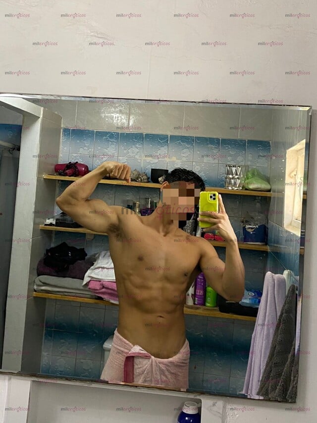 FOTOS DE CHICO BIEN, GUAPO CON CUERPO ATLÉTICO BIEN TRABAJADO, VARONIL
