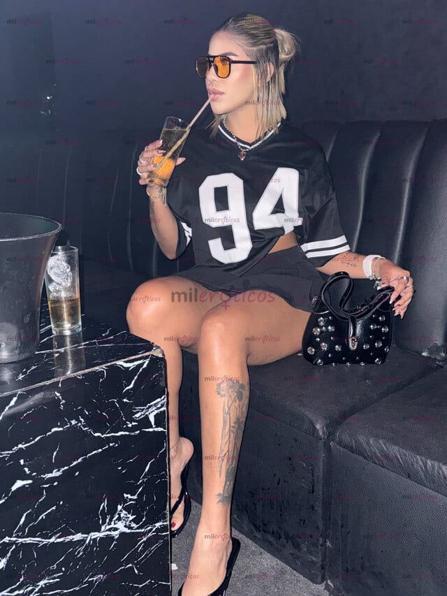 FOTOS DE COLOMBIANA, CON LUGAR, LISTA PARA SACARTE ESA LECHE, ULTIMOS DIAS PROMO