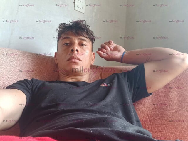 FOTOS DE SOY UN SÚPER DOTADO COMPLACIENTE ESTOY AQUÍ DE PASO EN TU CIUDAD