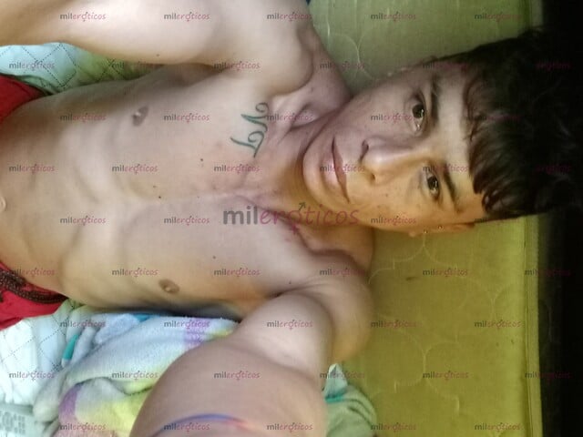FOTOS DE SOY UN SÚPER DOTADO COMPLACIENTE ESTOY AQUÍ DE PASO EN TU CIUDAD