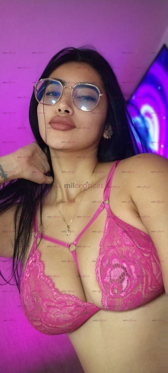 FOTOS DE SOY SALOME, TU PERRITA CALIENTE Y FAVORITA! VEN Y ME DAS TU LECHITA
