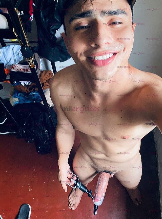 FOTOS DE LINDO BUCARAMANGA JOVEN POLLO ATLETICO VERGON DE PASO POR TU CIUDAD