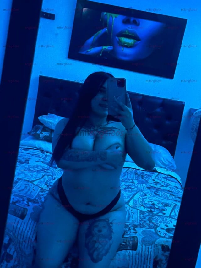 FOTOS DE CATALINA, HERMOSA PELIROJA CON SENOS MUY APETITOSOS