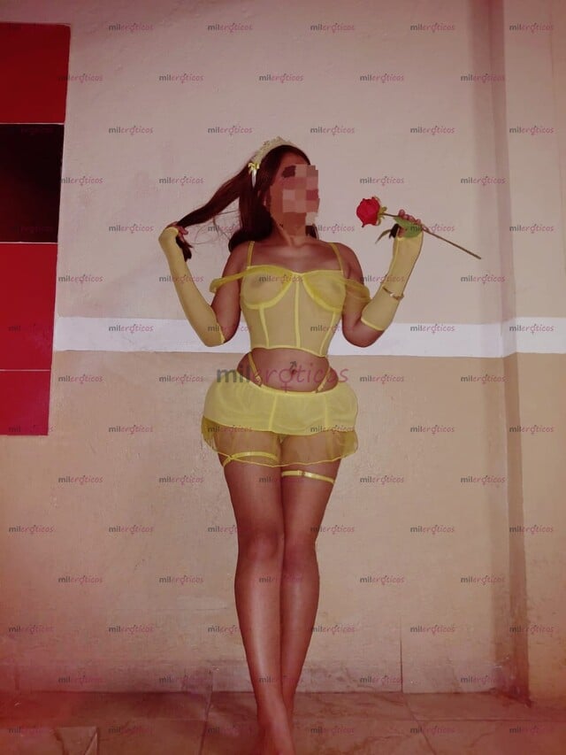 FOTOS DE PRINCESITA DE 18 AÑOS CALIENTE Y NINFÓMANA