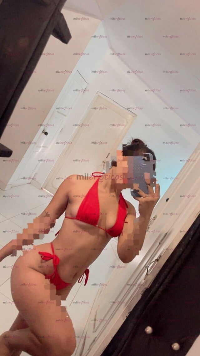 FOTOS DE HOLA!! CRISTAL JOVENCITA DE 18 AÑOS,CUERPO DELGADO Y COLA LINDA