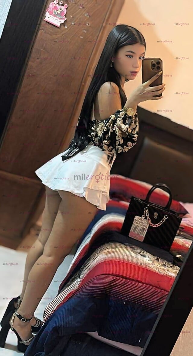FOTOS DE BONITA DLGADA ANTOJABLE CON GANAS DE MUCHA DIVERSIÓN