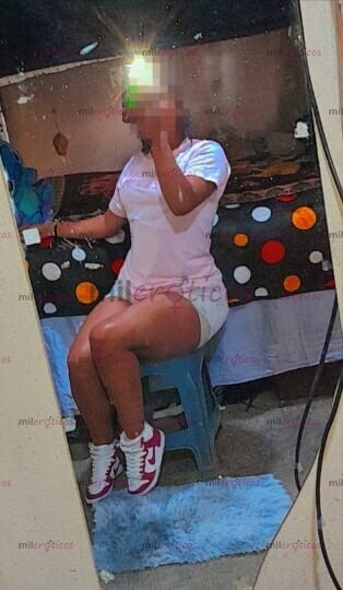 FOTOS DE JOVENCITA UNIVERSITARIA DISPONIBLE PARA HACERLE VENIR SUPER RICO